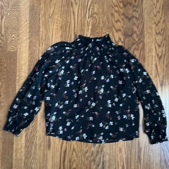 Madewell Flower Blouse - Picture 3 of 8
